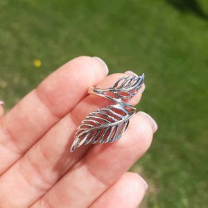 Silver Leaves Ring Size 6